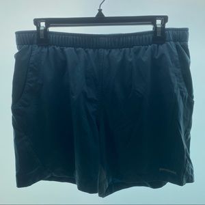 Women Patagonia shorts with pockets